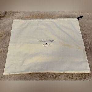 🐰 Large Kate Spade Dust Bag (GUC; Cream/Black)